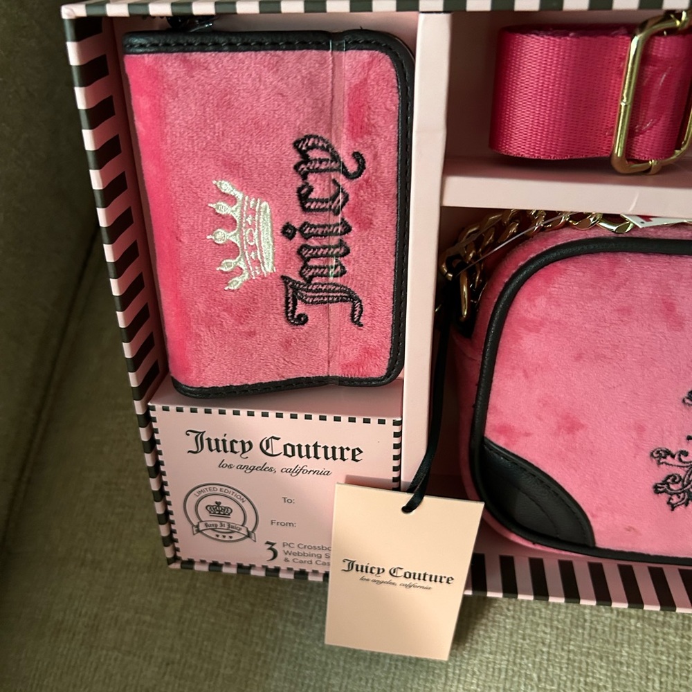 Gorgeous, juicy couture 3 pc crossbody boxed set🩷 - Picture 5 of 7